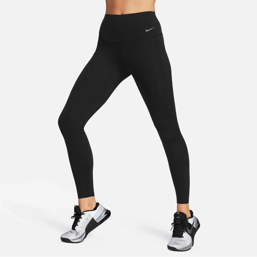 Nike Universa Black Leggings